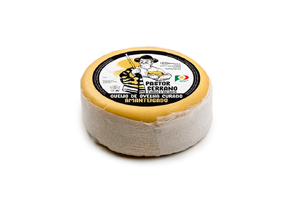 QUEIJO DE OVELHA SERRA PASTOR CURADO