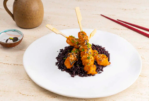647086 MINI ESPETADAS YAKITORI SATAY CONGELADAS IDG 3